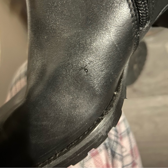 Black buckle boots - Picture 2 of 6